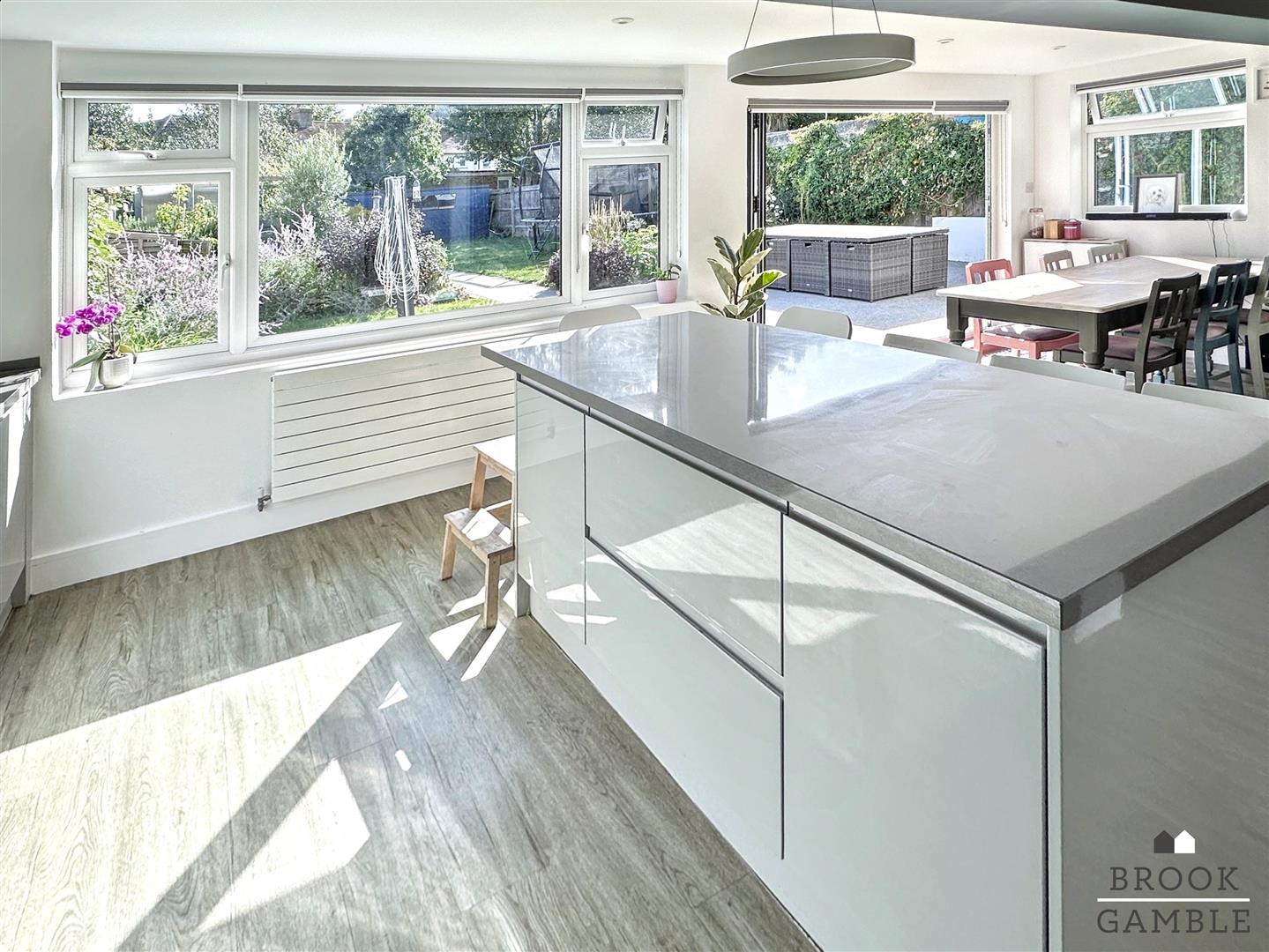 4 Bedroom House - Semi-Detached. North Avenue in Eastbourne,  20